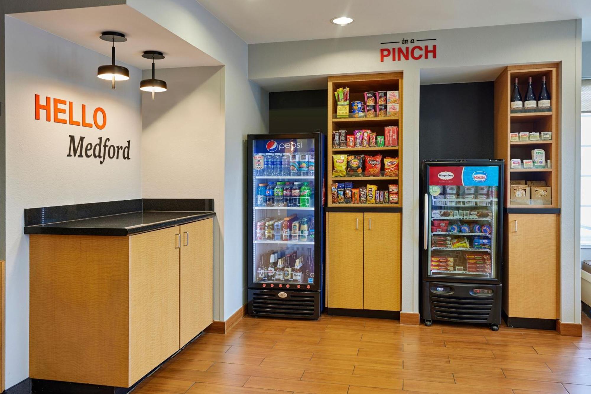 Towneplace Suites Medford Eksteriør bilde
